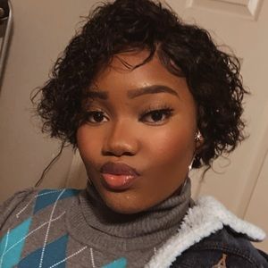 Meet your Posher, Bejamine